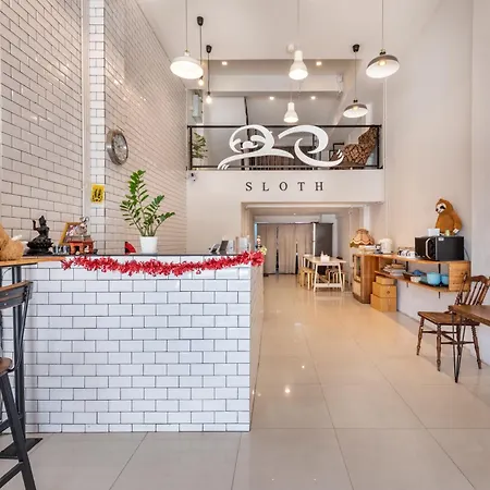Sloth Hostel Don Mueang