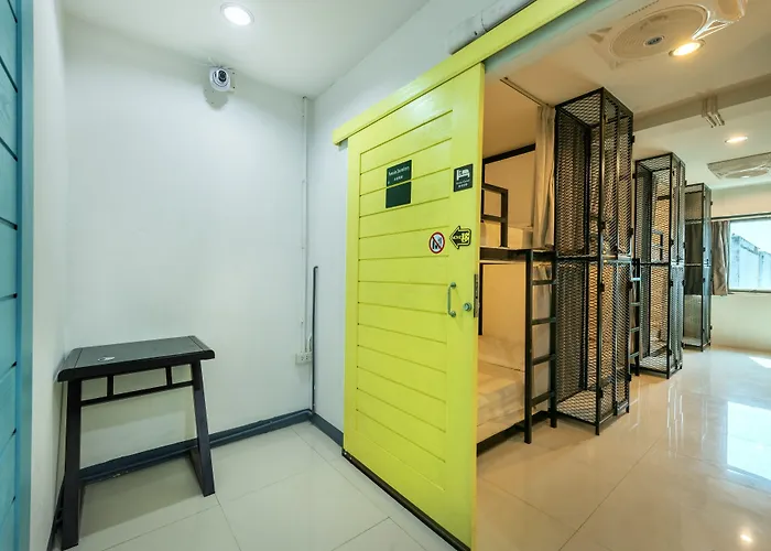 Hostel Sloth Don Mueang